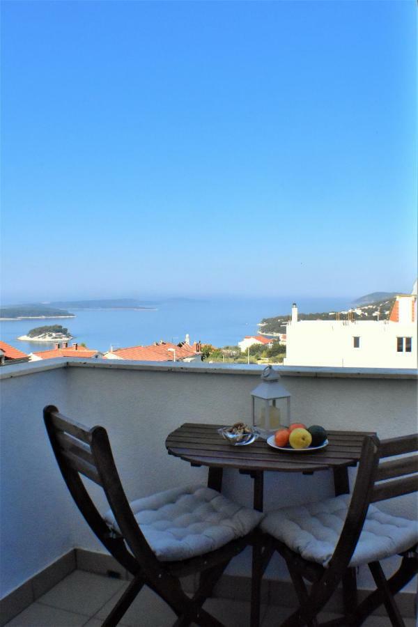 Apartments Pera Hvar Town Exterior photo